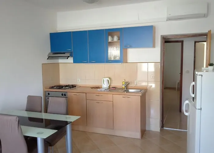 With Parking Space - Diklo, - 13982 Apartment *