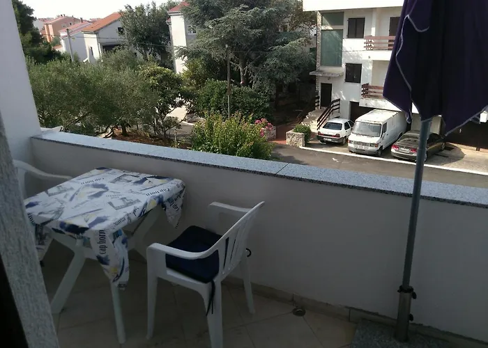 With Parking Space - Diklo, - 13982 자다르